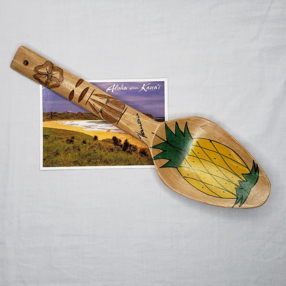 Hawaii Big Spoon With Pineapple Art And Kaua'i Beach Postcard